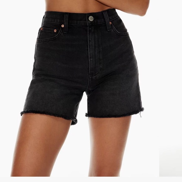 The ARLO 50’s Short - Hight Rise, straight-leg short - Picture 2 of 6